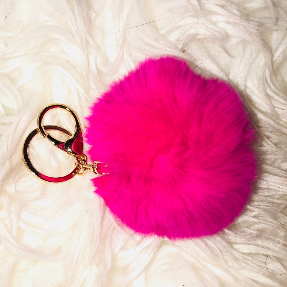 PomPom Keychain - Pink❤️❤️❤️
